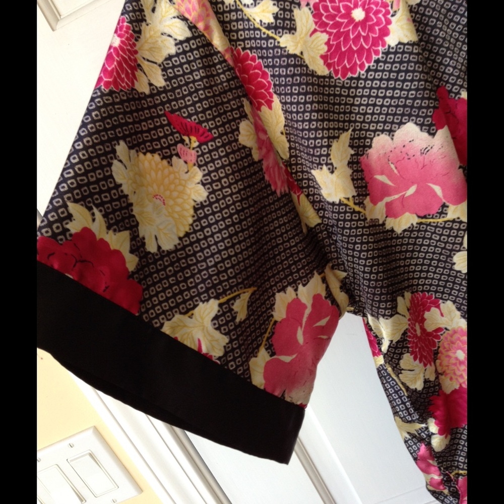 Sante Floral Robe - Picture 4 of 6
